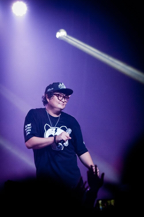 DJ DOC ,  ȥ...źδ 19  ɱ׷ 